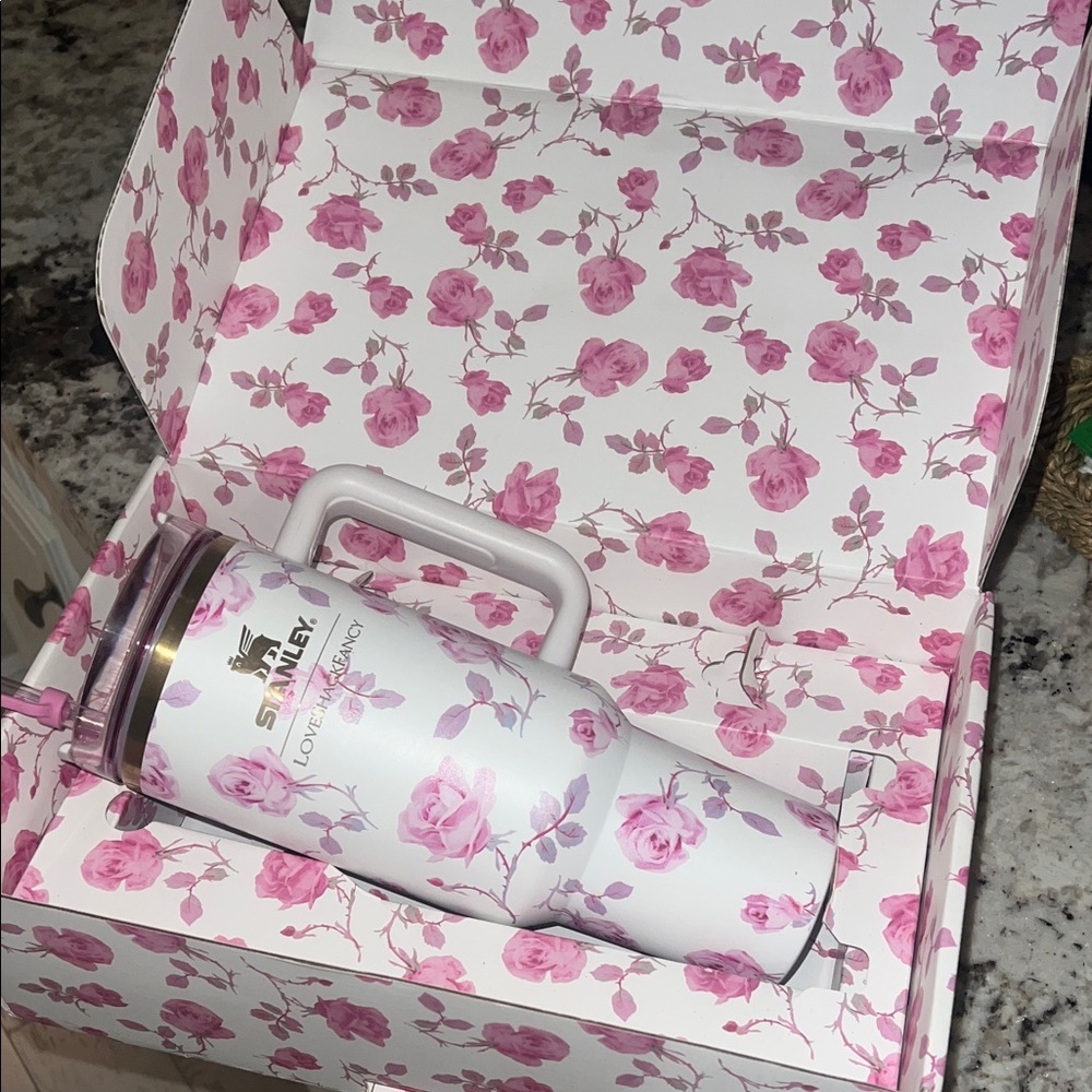 LOVE SHACK FANCY X COLLAB STANLEY CUP